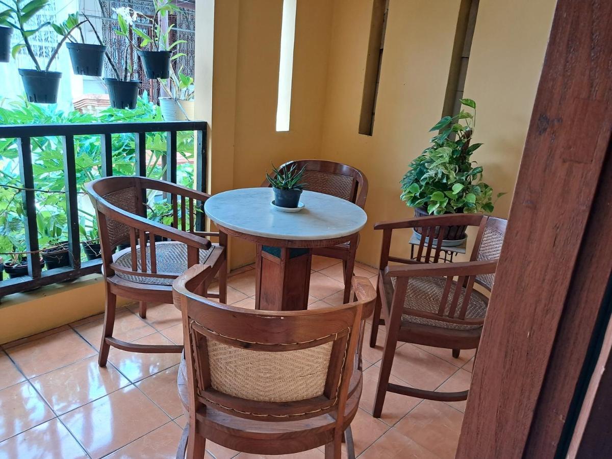 Griya Jene Homestay Syariah Ngabean Exterior foto